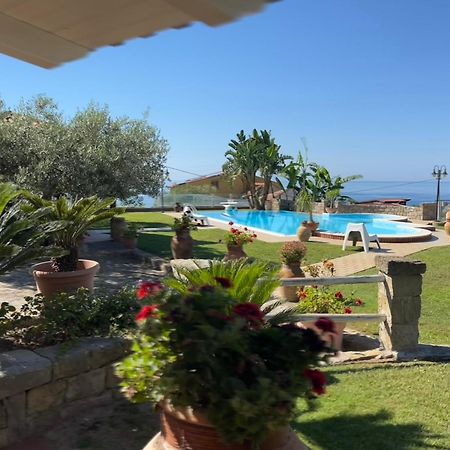 B&B Villa Bency Capo dʼOrlando Екстериор снимка
