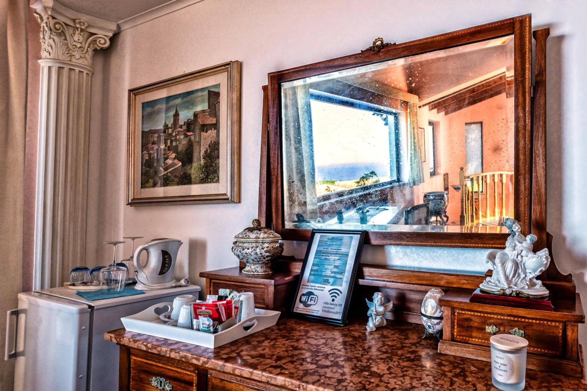 B&B Villa Bency Capo dʼOrlando Екстериор снимка