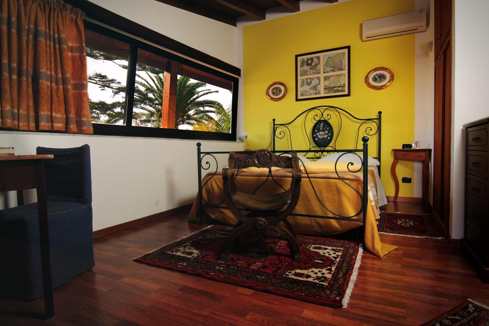 B&B Villa Bency Capo dʼOrlando Екстериор снимка