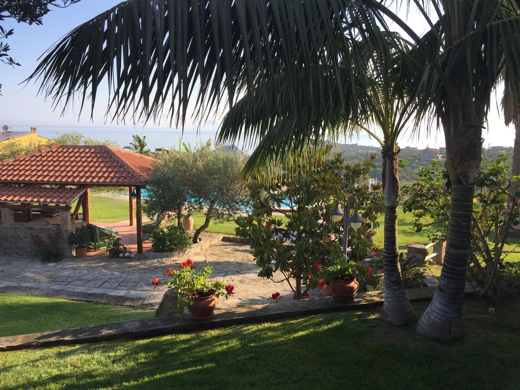 B&B Villa Bency Capo dʼOrlando Екстериор снимка