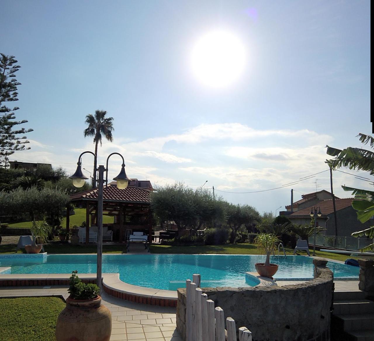 B&B Villa Bency Capo dʼOrlando Екстериор снимка